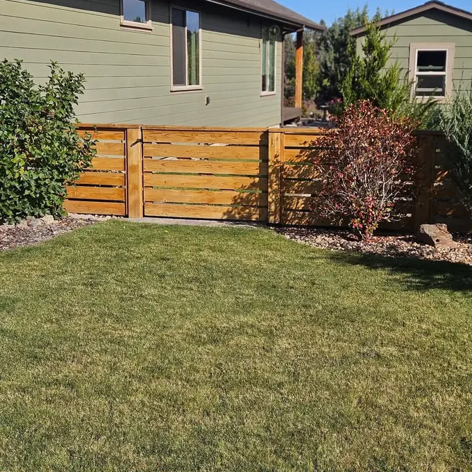 Backyard cedar-toned fence